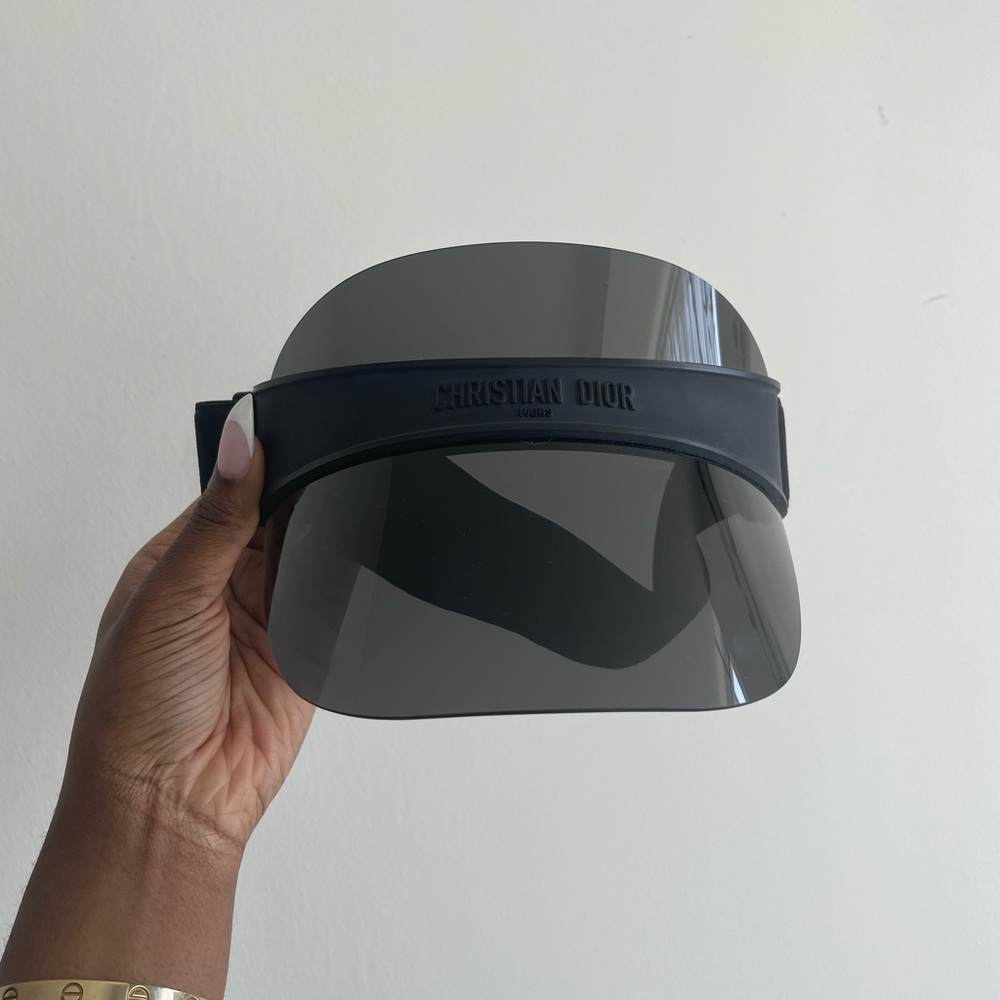 Black dior visor